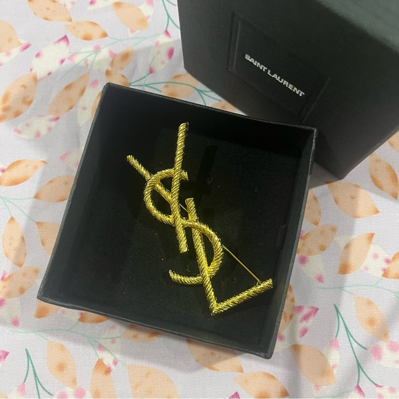 Yves Saint Laurent Jewelry - Gold Yves Saint Laurent Logo Letter Brooch